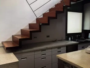DESIGN.com®